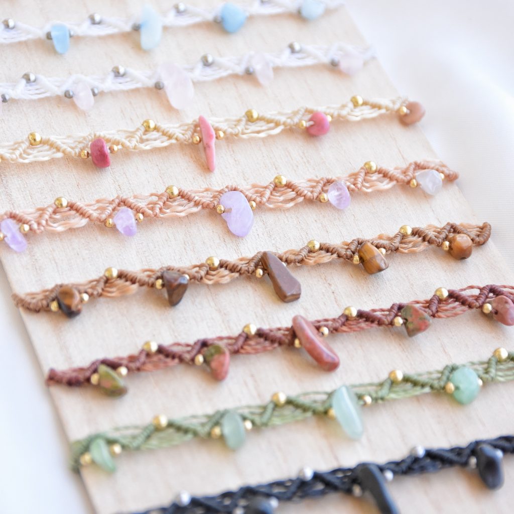 Bracciali con pietre dure